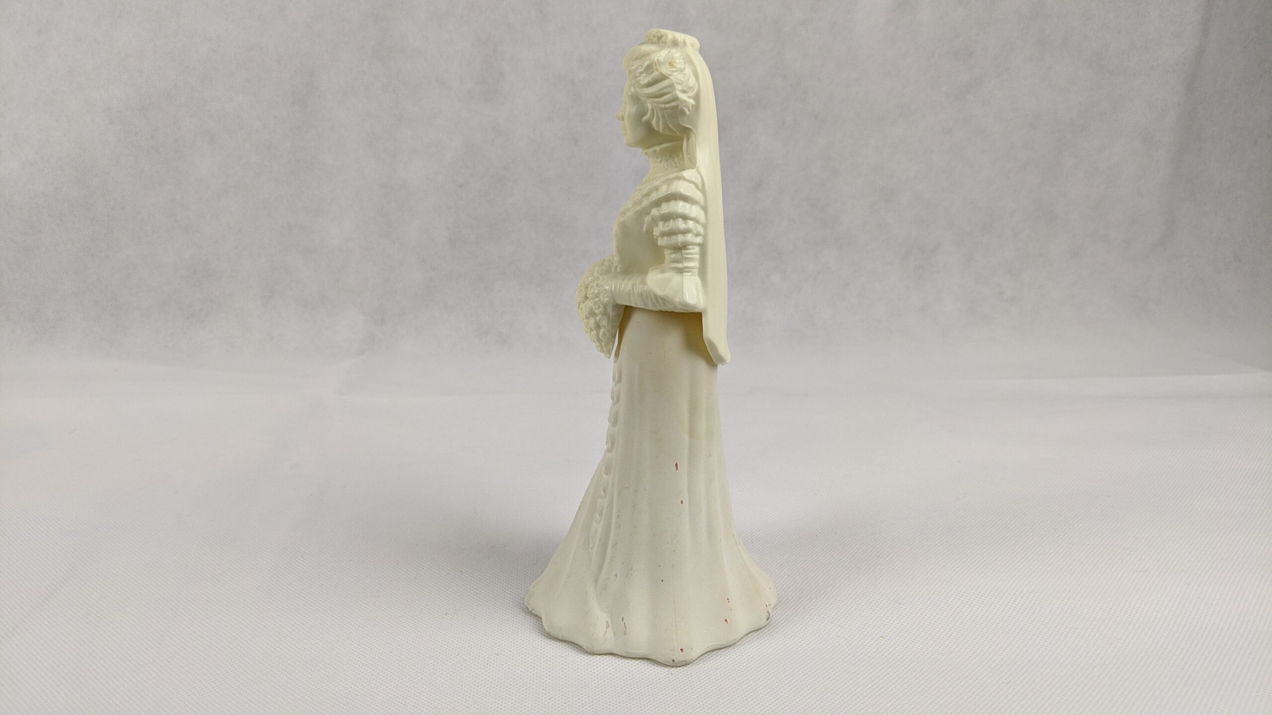 Avon Bridal Moments Sweet Honesty Cologne Bottle Vintage Fair Condition - Image 8