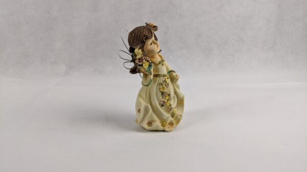 Angel with Flower Bouquet - Image 4