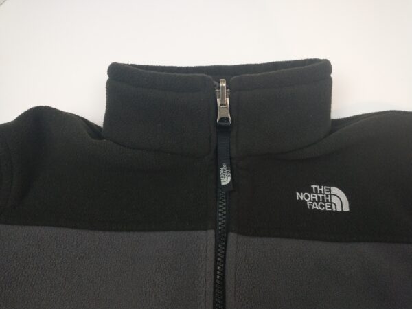 Boys North Face Fleece Jacket Size M/M (10/12) - Image 8