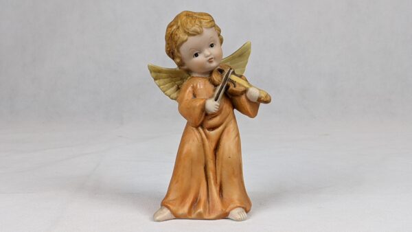 Angel Playing Violin