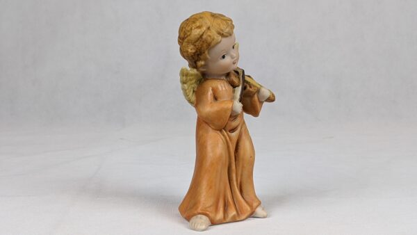 Angel Playing Violin - Image 4