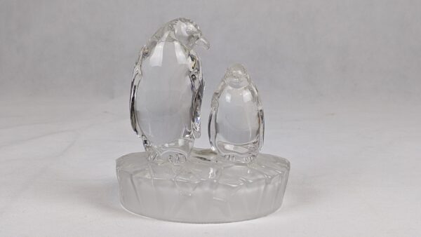 24% Royal Crystal Rock Lead Penguins