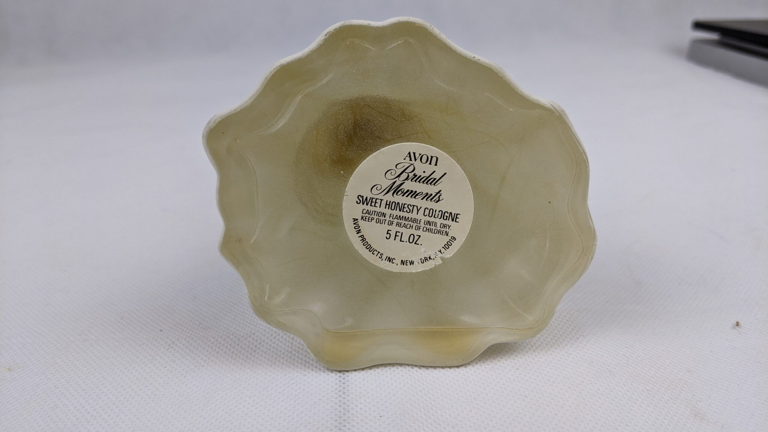 Avon Bridal Moments Sweet Honesty Cologne Bottle Vintage Fair Condition - Image 10